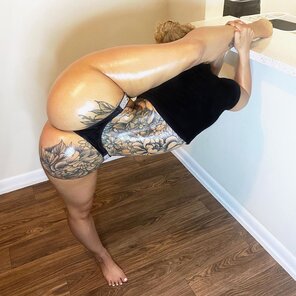 amateurfoto flexible booty