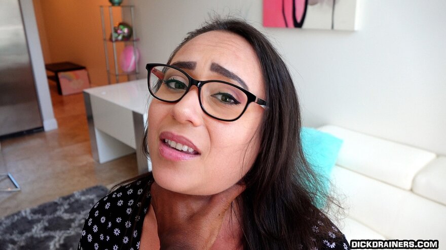 c0012cc.00_02_27_11.still136