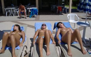 foto amateur Barechested Sun tanning Vacation Bikini 
