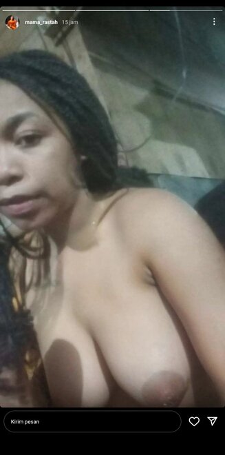 1723017975475646866_1