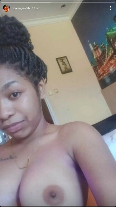 1723017975475646866_2