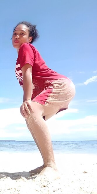 1729468509577744474_2