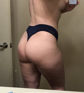 amateur pic Getting Ready [F]or Sunday Brunch