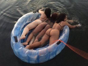 amateur pic Fun Inflatable Water Recreation 