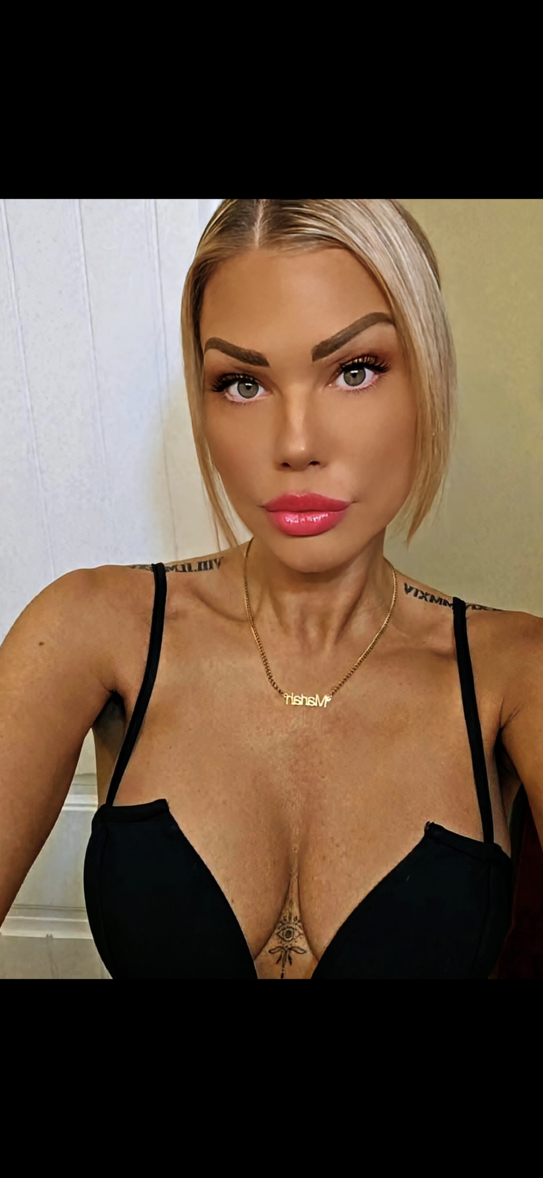 amateur photo Screenshot_20250819_195312_Gallery