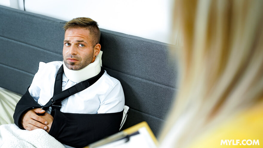 momdrips_danni_jones_047