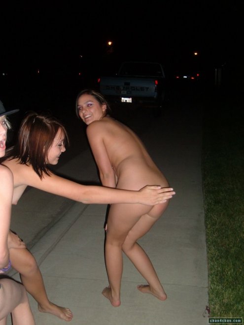 Sidewalk Smack nude