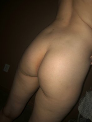 amateur-Foto Counting the minutes until hubby gets home!!! [26F]