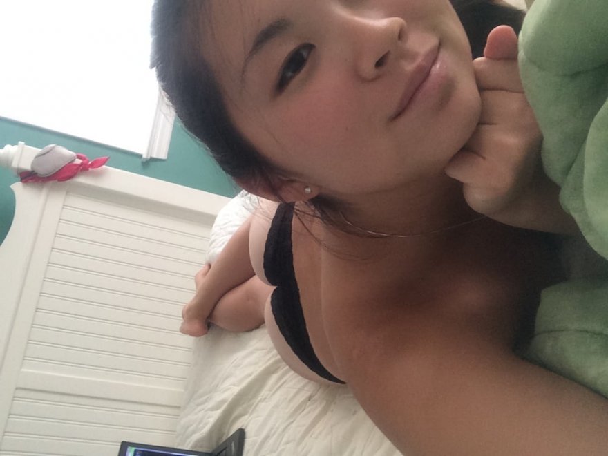 Asian Cutie With a Booty