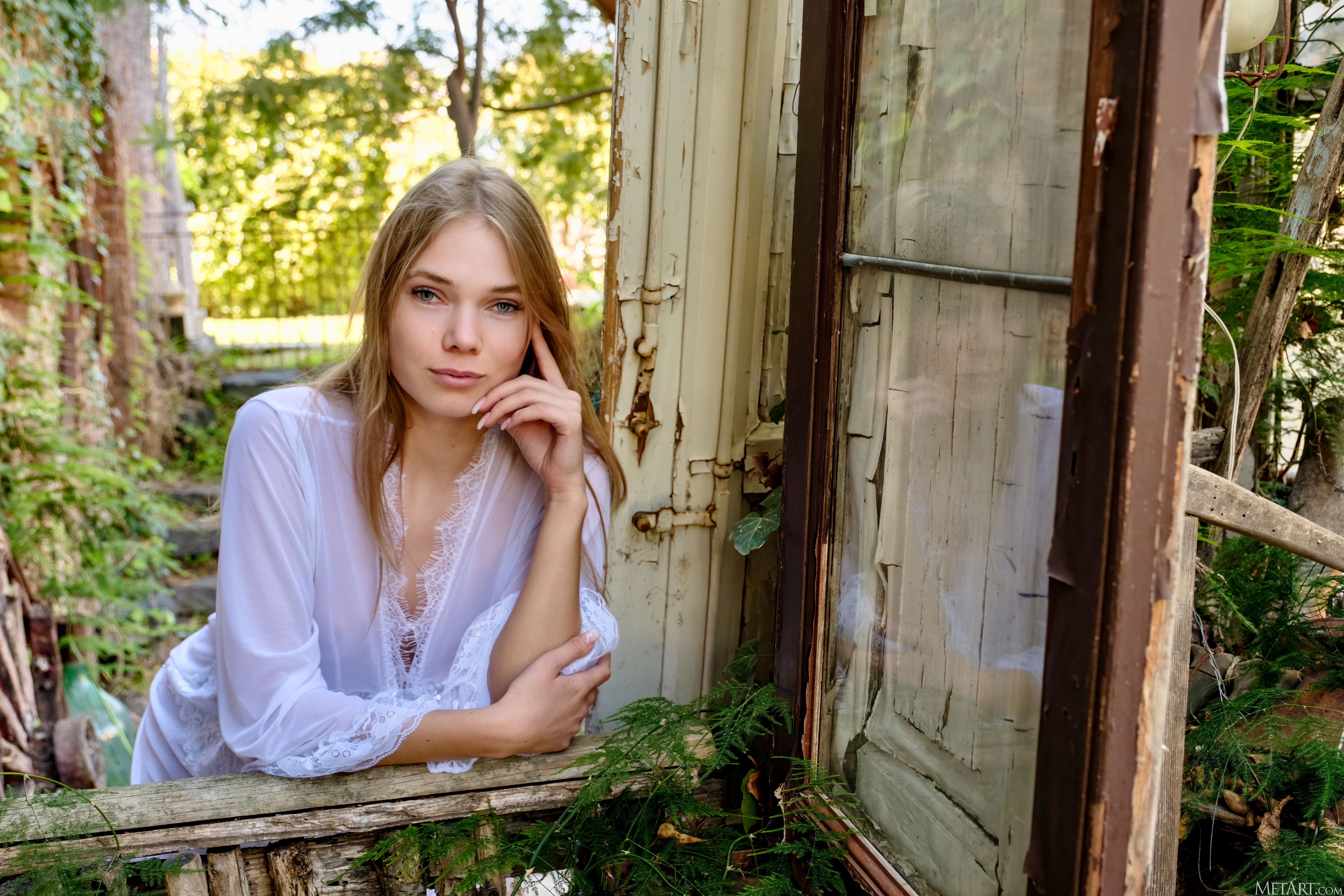 amateur photo MetArt_Sheer-Temptation_Luise_high_0005