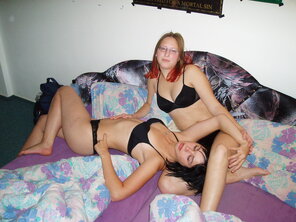amateur photo Sharing_bed_with_friend_sharing_friend_in_bed_PA220043