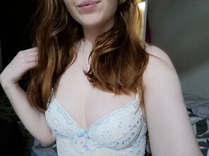 foto amatoriale So pale, you almost can't tell I'm wearing lingerie ~~ [f] [oc]