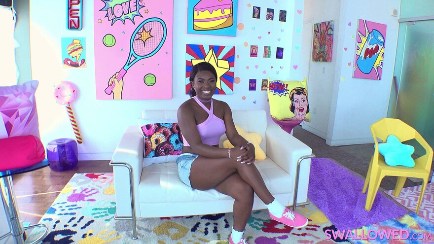 swa0476_tessathomas_00001