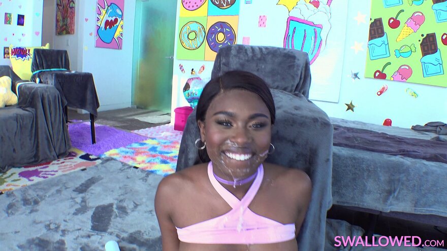 swa0476_tessathomas_00991