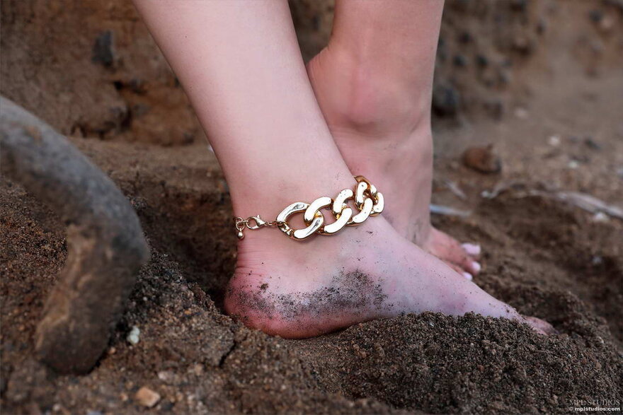 Aristeia_Across-the-Universe_025