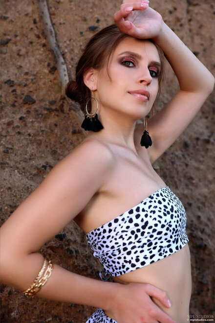 Aristeia_Across-the-Universe_026