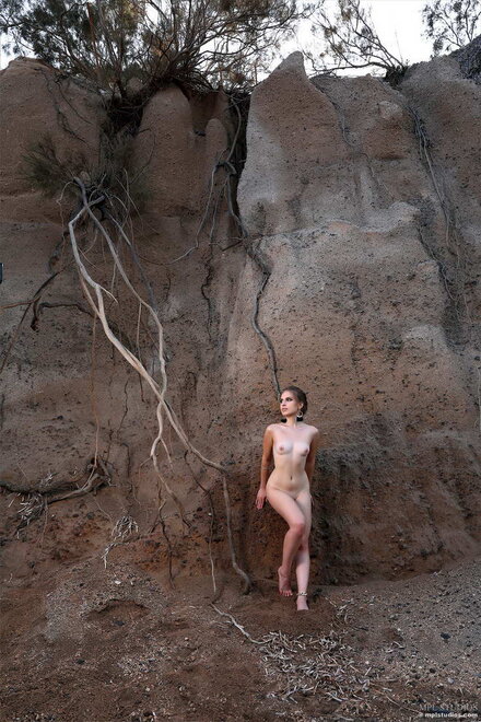 Aristeia_Across-the-Universe_077