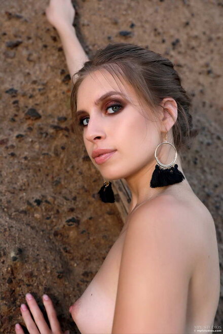 Aristeia_Across-the-Universe_143