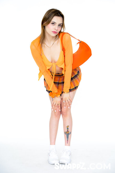 swappzsingles_angel_windell_isabella_nice_040