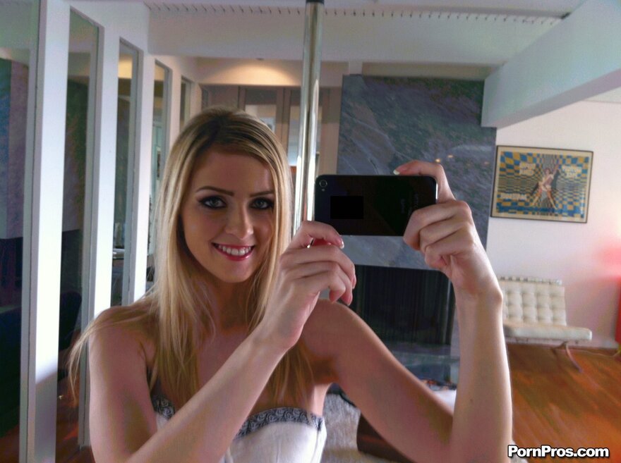 reg_abigailejohnson_pic_001