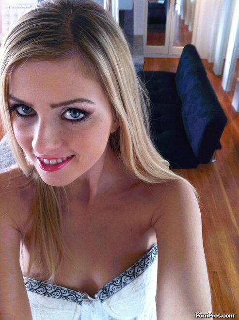 reg_abigailejohnson_pic_002