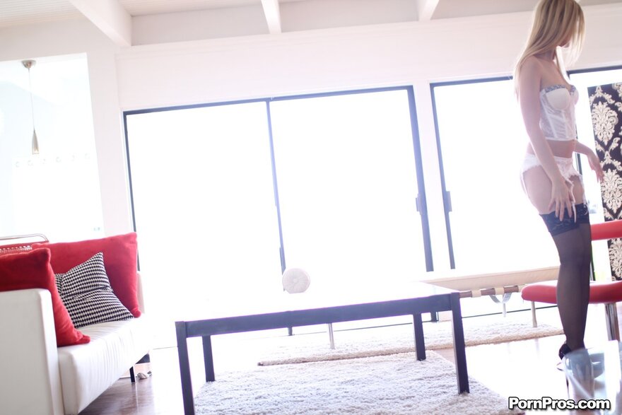 reg_abigailejohnson_pic_245