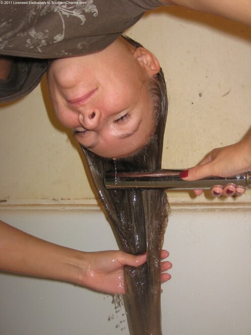 244 (fifty three) nude