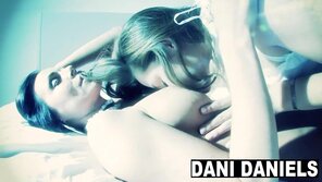 Kendra Lust, Dani Daniels 485