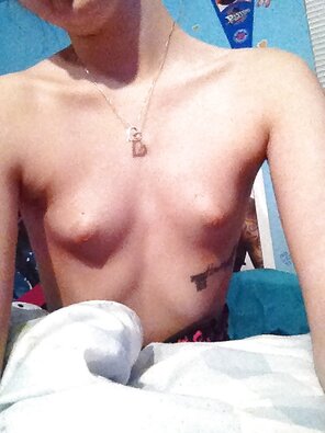 foto amateur Small and tatted