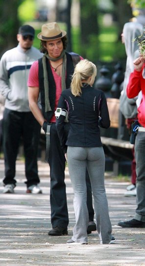 Kristen Bell with a wedgie