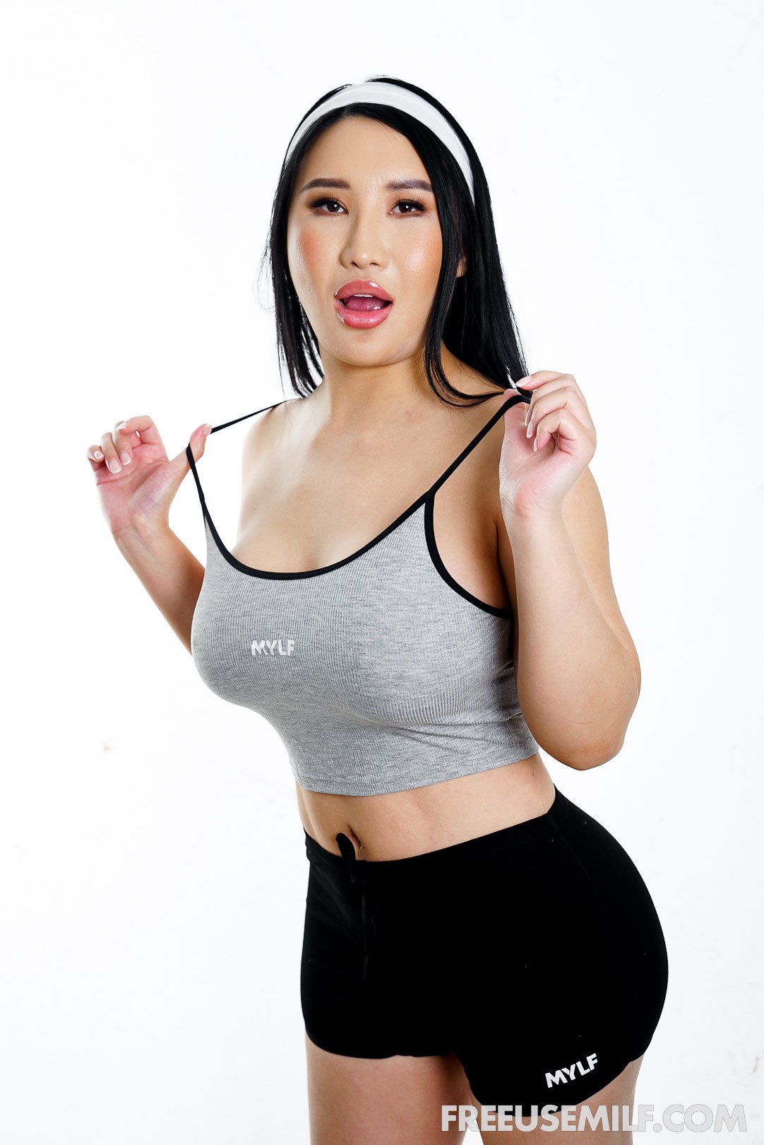amateur photo jotoso - Emerald Loves 28yo, Suki Sin 34yo - Combine Sex and Dining - 0064 - freeusemilf-emerald-loves-and-suki-sin-064