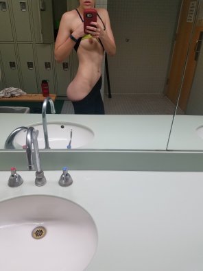 foto amateur Working out at the o[f]fice