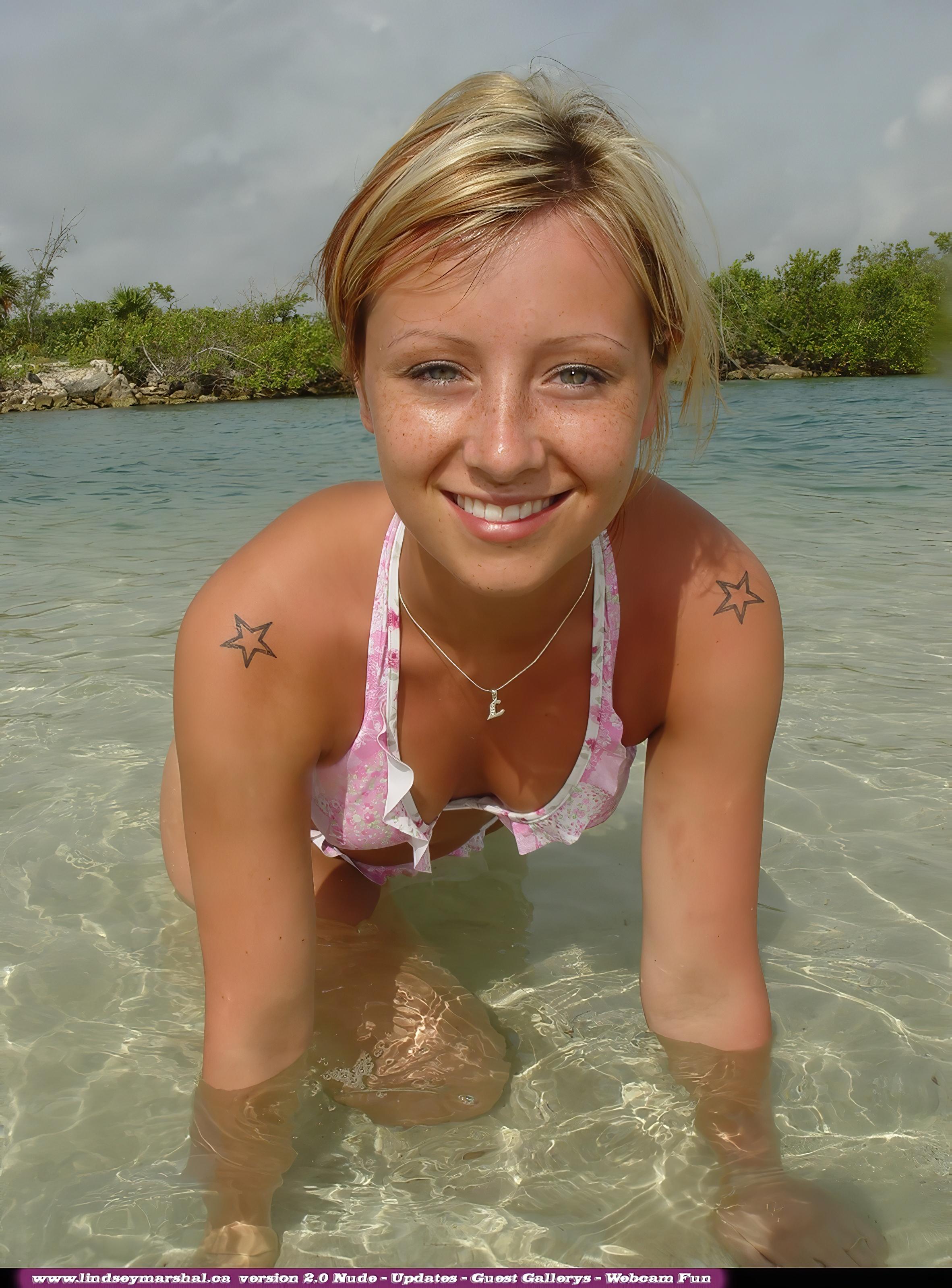 amateur photo enlarge-normicawber - Lindsey Collection 1 - 0008 - pinkbikini008-enlarge