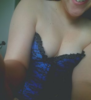 amateur pic Original ContentGot my new Corset in the mail!