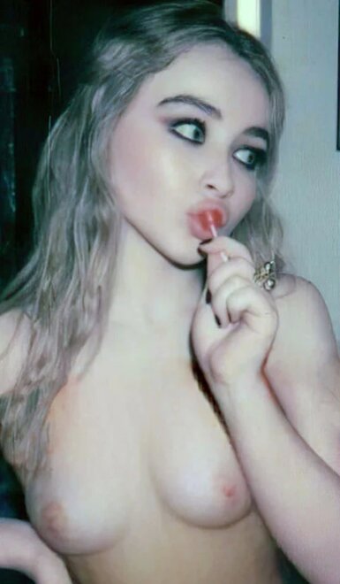 SABRINA CARPENTER SEXY (2)
