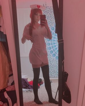 amateur pic kitkat_cosplayy_1620199436909_7