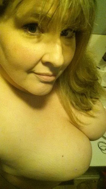 Just your naked step-mom! 36/F/NorCal