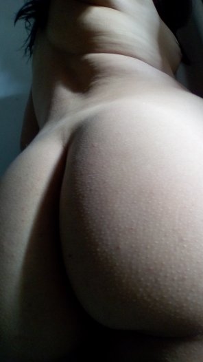 zdjęcie amatorskie Do you like my pale ass? ðŸ‘