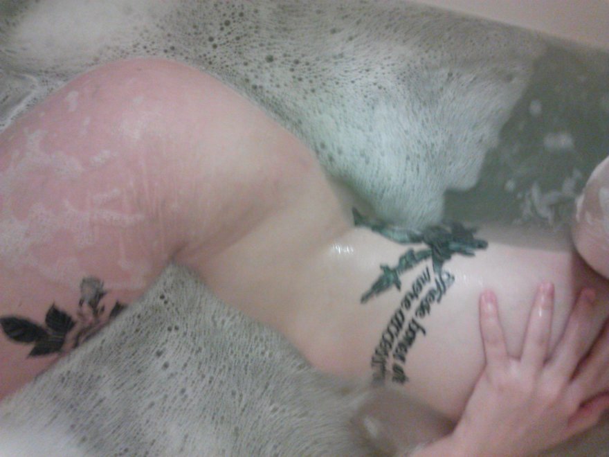 Bath pictures are the best ;)