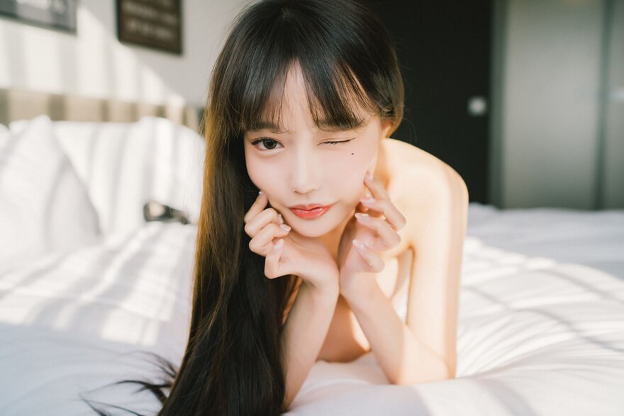 Moon-Night-Snap-Jucy-Vol.5-On-that-day-MrCong.com-050