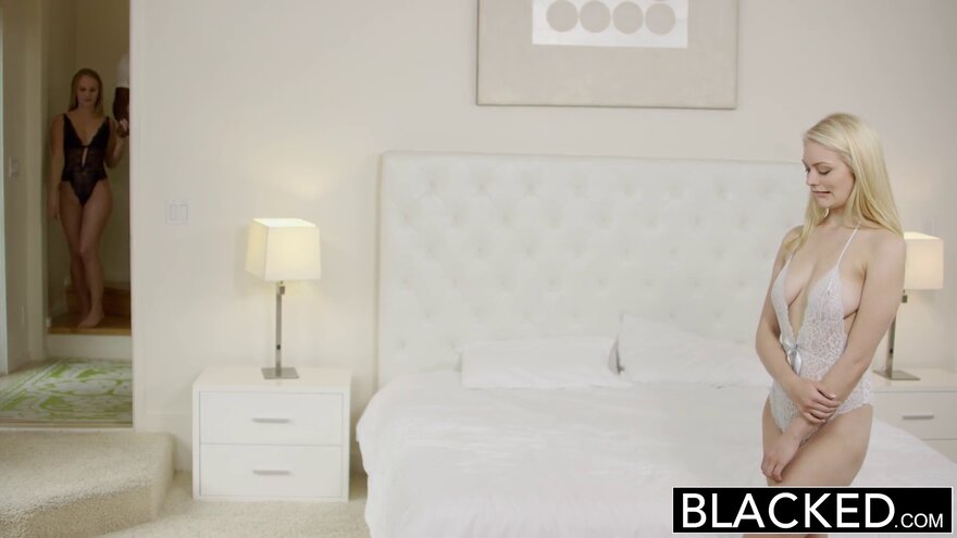 dakota-james-alli-rae-two-blonde-teens-cum-on-a-bbc3_1080p.mp4_20240823154938_0061