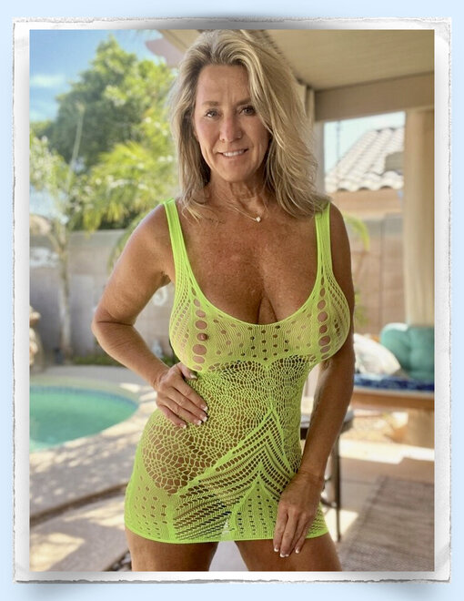 ‎Check Out my Boobs & my Booty V1.‎9