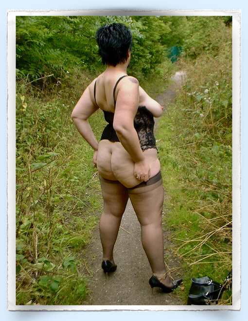 ‎Check Out my Boobs & my Booty V1.‎16