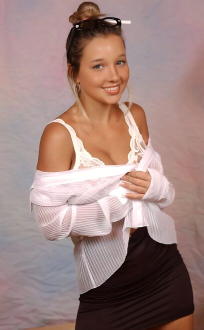 Christina Lucci 211~32