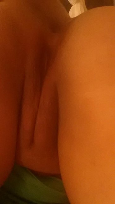 smooth asshole and pussy. took it myself with my phone but ill get you a better pic of it