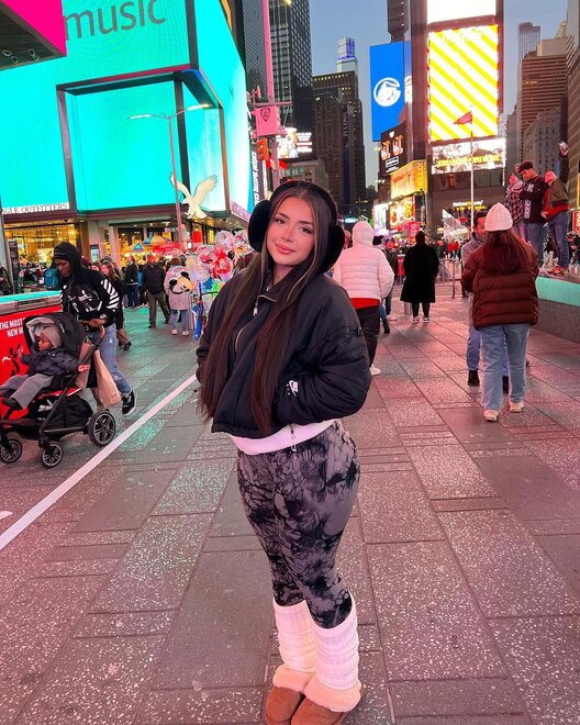 Lilith Cavaliere (225)