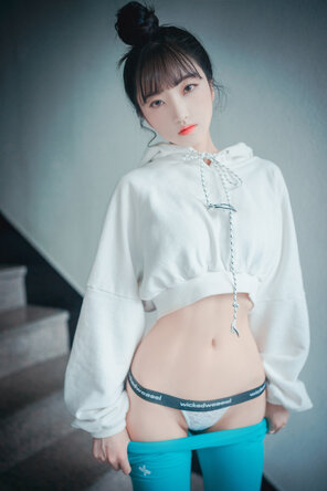 foto amadora DJAWA Photo - HaNari (하나리) - Loose and Tight Cool Mint (29)