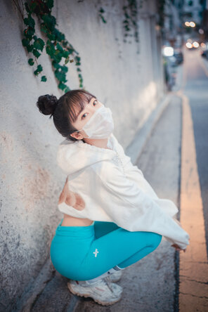 zdjęcie amatorskie DJAWA Photo - HaNari (하나리) - Loose and Tight Cool Mint (34)