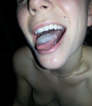 アマチュア写真 Lip Face Tooth Tongue Mouth Cheek 