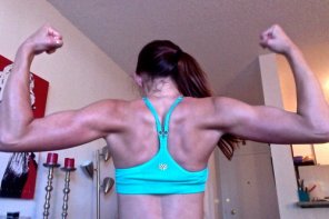 zdjęcie amatorskie Shoulder Muscle Arm Joint Bodybuilder 